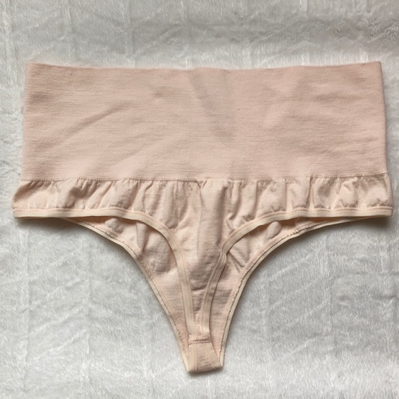 (2) Yummie Seamless Shaping High Waist Thong - Picture 8 of 11